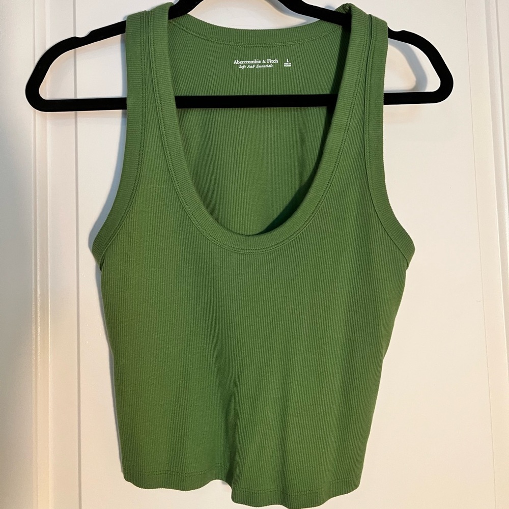 Abercrombie & Fitch Cropped Tank